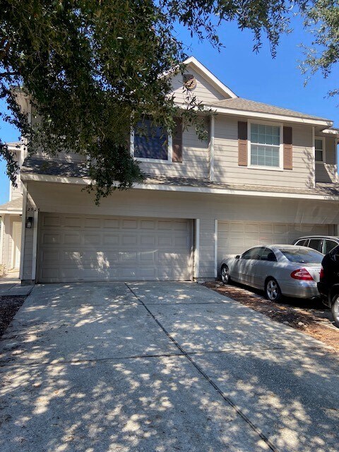 2926 Loganberry Park Ln in Houston, TX - Foto de edificio - Building Photo