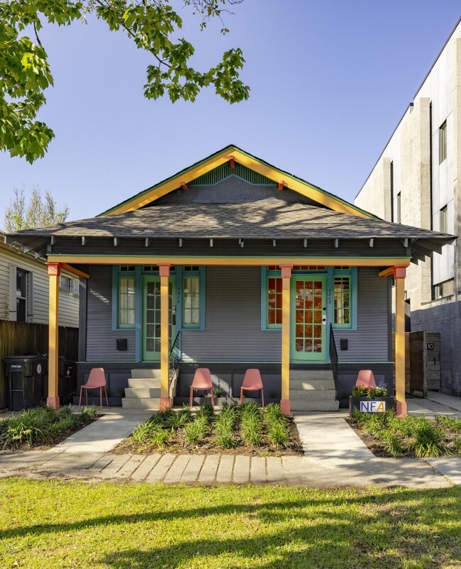 3806 Bienville St, Unit 3806 Bienville