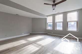 744 W Gordon Ter in Chicago, IL - Building Photo - Building Photo