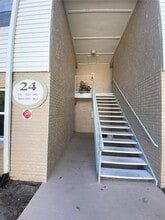 7210 N Manhattan Ave, Unit 2411 in Tampa, FL - Building Photo - Building Photo