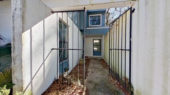 1246 Mayport Landing Cir in Atlantic Beach, FL - Building Photo - Building Photo