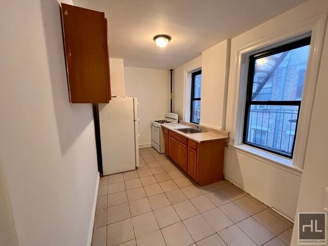 Hamilton Avenue, YONKERS in Yonkers, NY - Building Photo - Building Photo