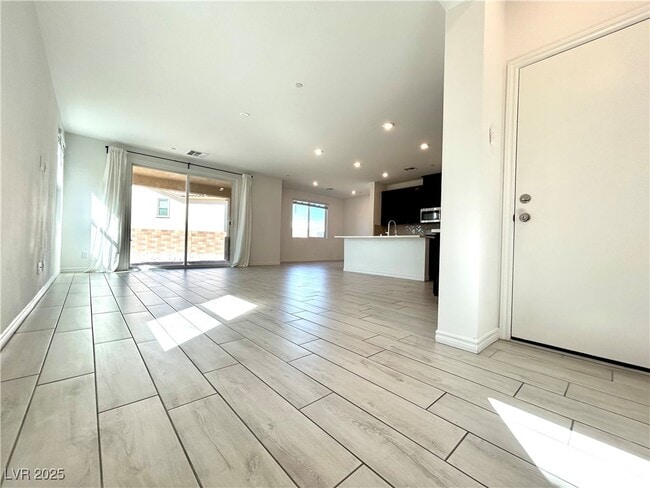 839 Nova Heights St in Henderson, NV - Building Photo - Building Photo