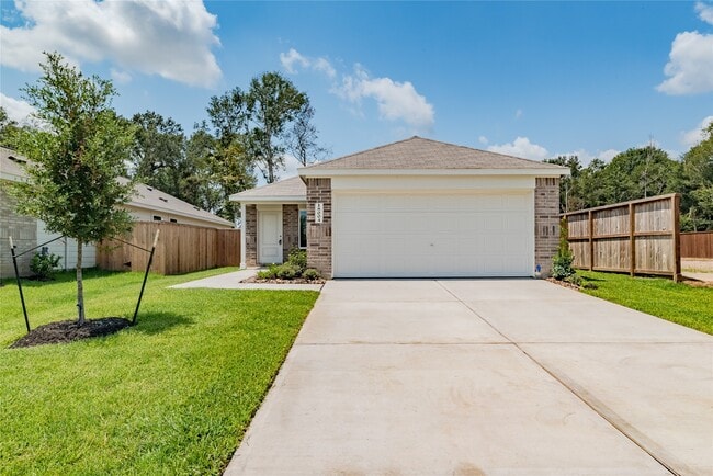 property at 18004 Valle Cupa Ln