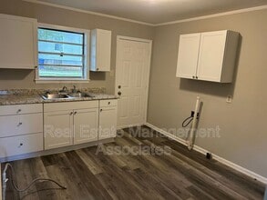 206 Austin St in Griffin, GA - Building Photo - Building Photo