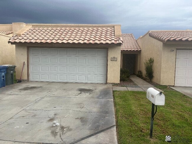 property at 2222 E 27th Ln