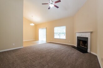 187 Safe Harbor Dr in Dallas, GA - Building Photo - Building Photo