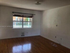 736 13th St in Miami Beach, FL - Building Photo - Building Photo