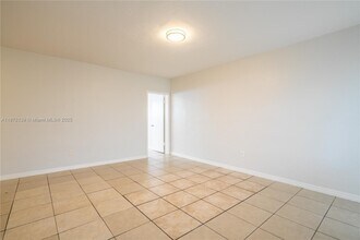 7311 Byron Ave in Miami Beach, FL - Building Photo - Building Photo