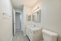 2219 Place Rebecca Ln photo'