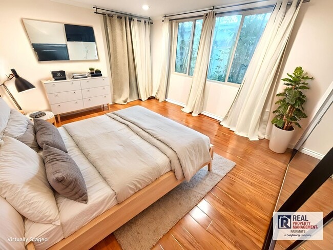 211 S Wilson Ave in Pasadena, CA - Building Photo - Building Photo