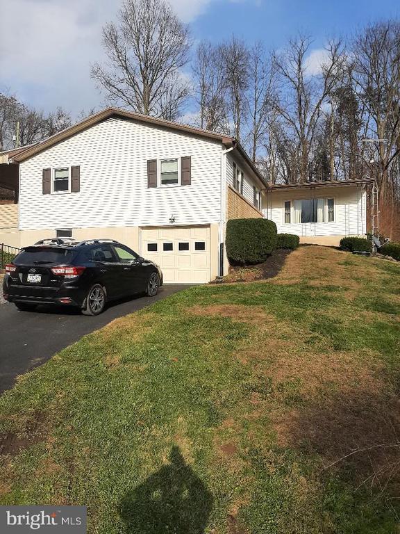 property at 131 Hunters Church Rd