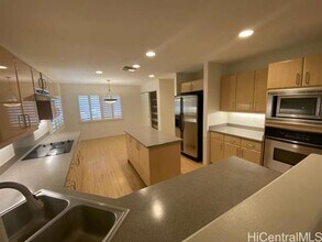 92-6062-6062 Kohi St in Kapolei, HI - Building Photo - Building Photo