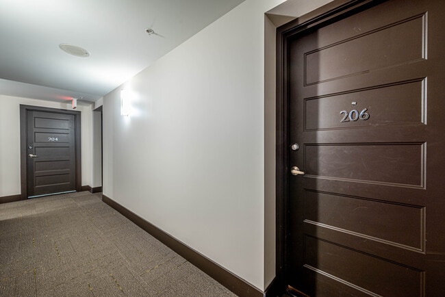 property at 15 Kings Wharf Pl
