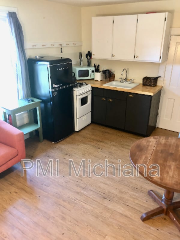 1022 Woodward Ave in South Bend, IN - Building Photo - Building Photo