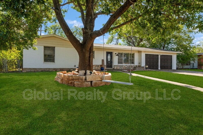 189 National Blvd in Universal City, TX - Building Photo - Building Photo