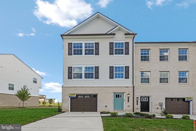 property at 16640 Green Glade Dr