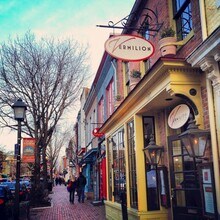 2301 Farrington Ave in Alexandria, VA - Building Photo - Building Photo