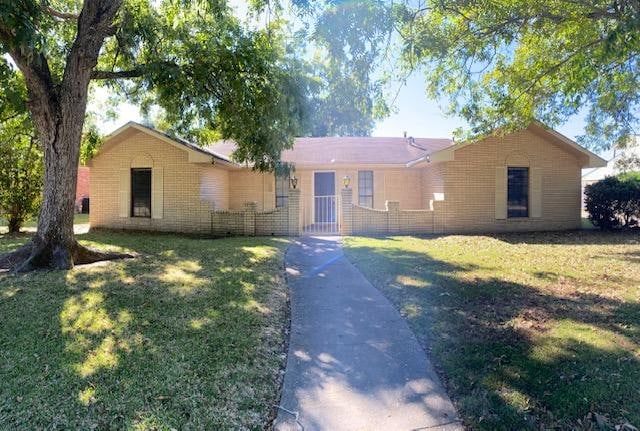 property at 136 Georgetown Dr