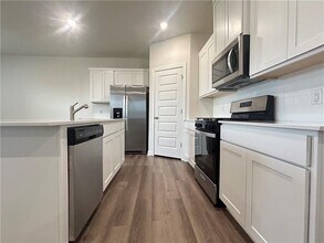 4825 W Triangle St in Fayetteville, AR - Building Photo - Building Photo