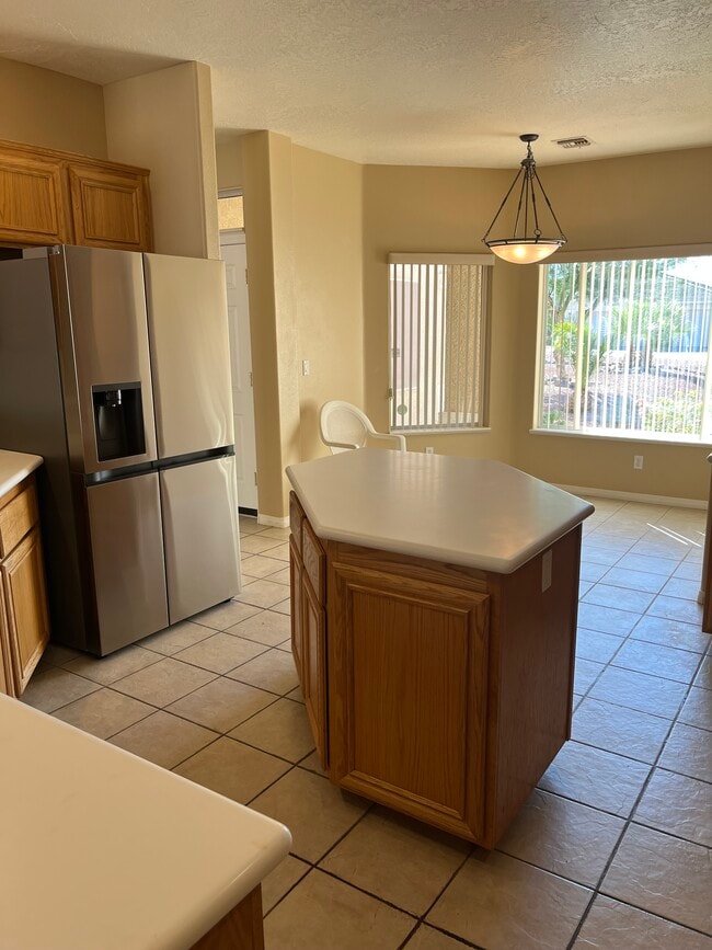 3567 Cottage Stream Ct in Laughlin, NV - Foto de edificio - Building Photo