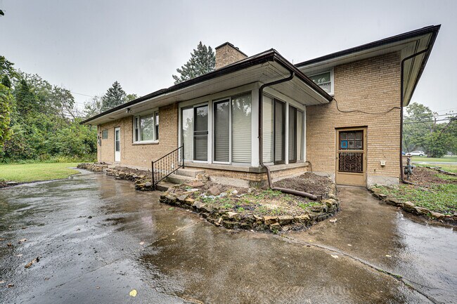 3235 W 157th St in Markham, IL - Building Photo - Building Photo