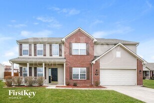 1914 Winton Dr in Avon, IN - Building Photo