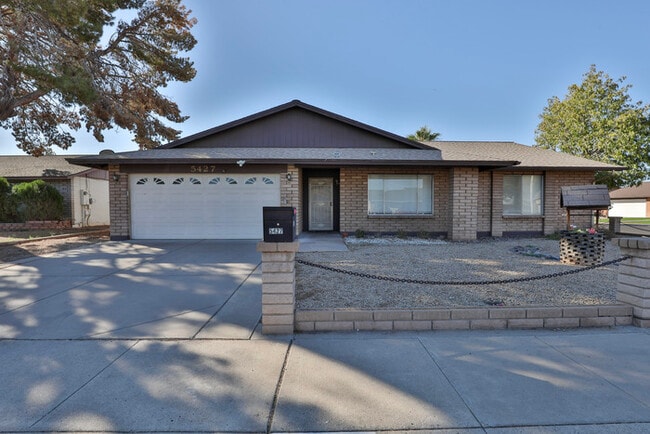 property at 5427 W Seldon Ln