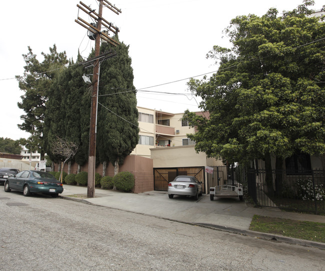 1762 Tamarind Ave in Los Angeles, CA - Building Photo - Building Photo