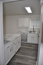 3031 Pacific St in Bellingham, WA - Foto de edificio - Building Photo