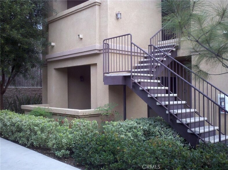 41410 Juniper St, Unit 713 in Murrieta, CA - Building Photo
