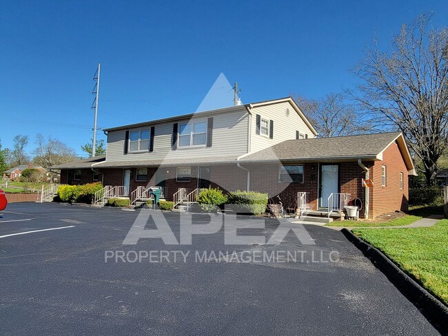 property at 5024 Jacksboro Pike