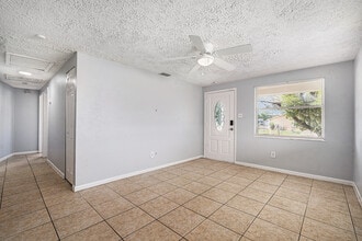 4301 W Arch St in Tampa, FL - Building Photo - Building Photo
