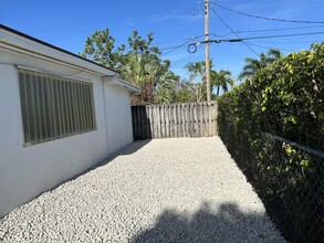 1418 N Federal Hwy in Lake Worth Beach, FL - Building Photo - Building Photo