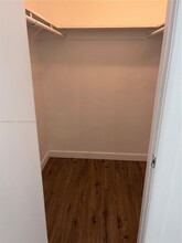 1505 Crescent Cir, Unit B21 in West Palm Beach, FL - Building Photo - Building Photo