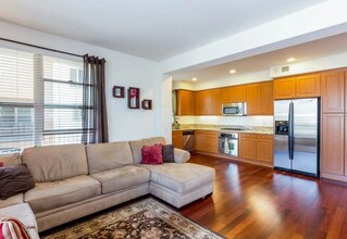 5404 W 149th Pl in Hawthorne, CA - Building Photo - Building Photo