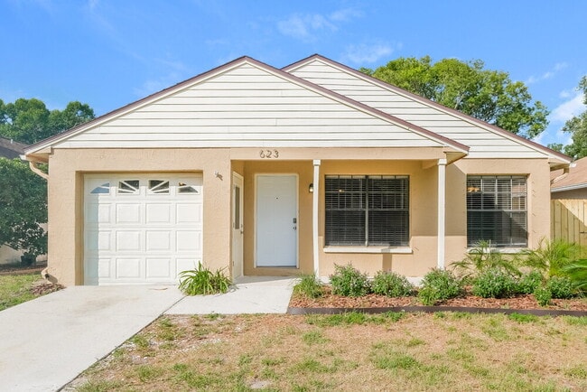 property at 623 Bellingham Pl