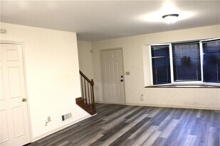 1235 Sweet Pine Dr in Norcross, GA - Building Photo