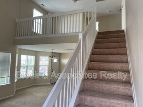 547 Song Sparrow Ln in Greensboro, NC - Building Photo - Building Photo