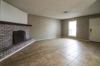 4809 S Gum Ave in Broken Arrow, OK - Building Photo - Building Photo