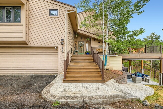 2298 Holly Ct in Golden, CO - Building Photo - Building Photo
