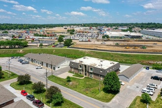 78th Place in Omaha, NE - Building Photo - Building Photo