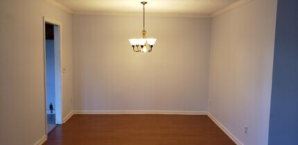 2538 Cottage Pl in Greensboro, NC - Building Photo - Building Photo