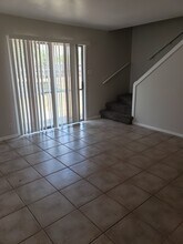 6845 Rhine Dr in Corpus Christi, TX - Foto de edificio - Building Photo