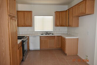 21187 Conklin Blvd in California City, CA - Building Photo - Building Photo