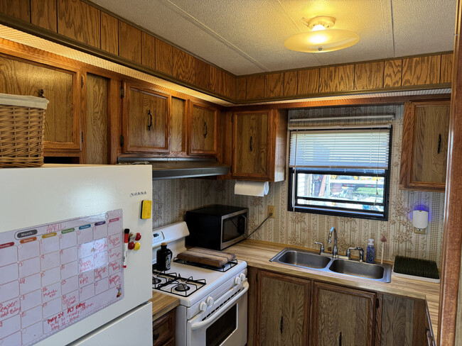 25402 LaGrange Rd in Monee, IL - Building Photo - Building Photo