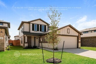 10738 Sunlit St in Cut And Shoot, TX - Foto de edificio - Building Photo