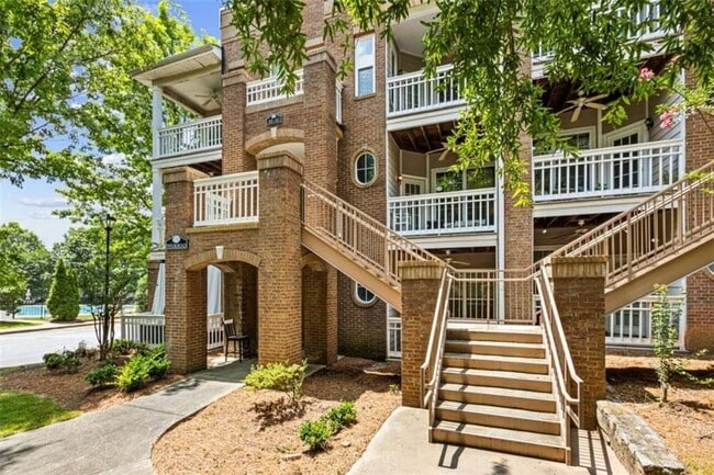 property at 1752 Pryor Rd SW