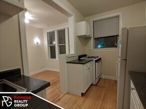 533 W Aldine Ave, Unit 554-W1 in Chicago, IL - Foto de edificio - Building Photo