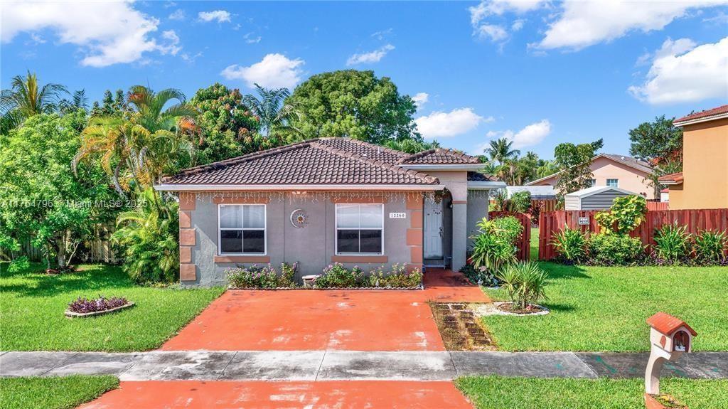 12260 SW 251st Terrace in Homestead, FL - Building Photo